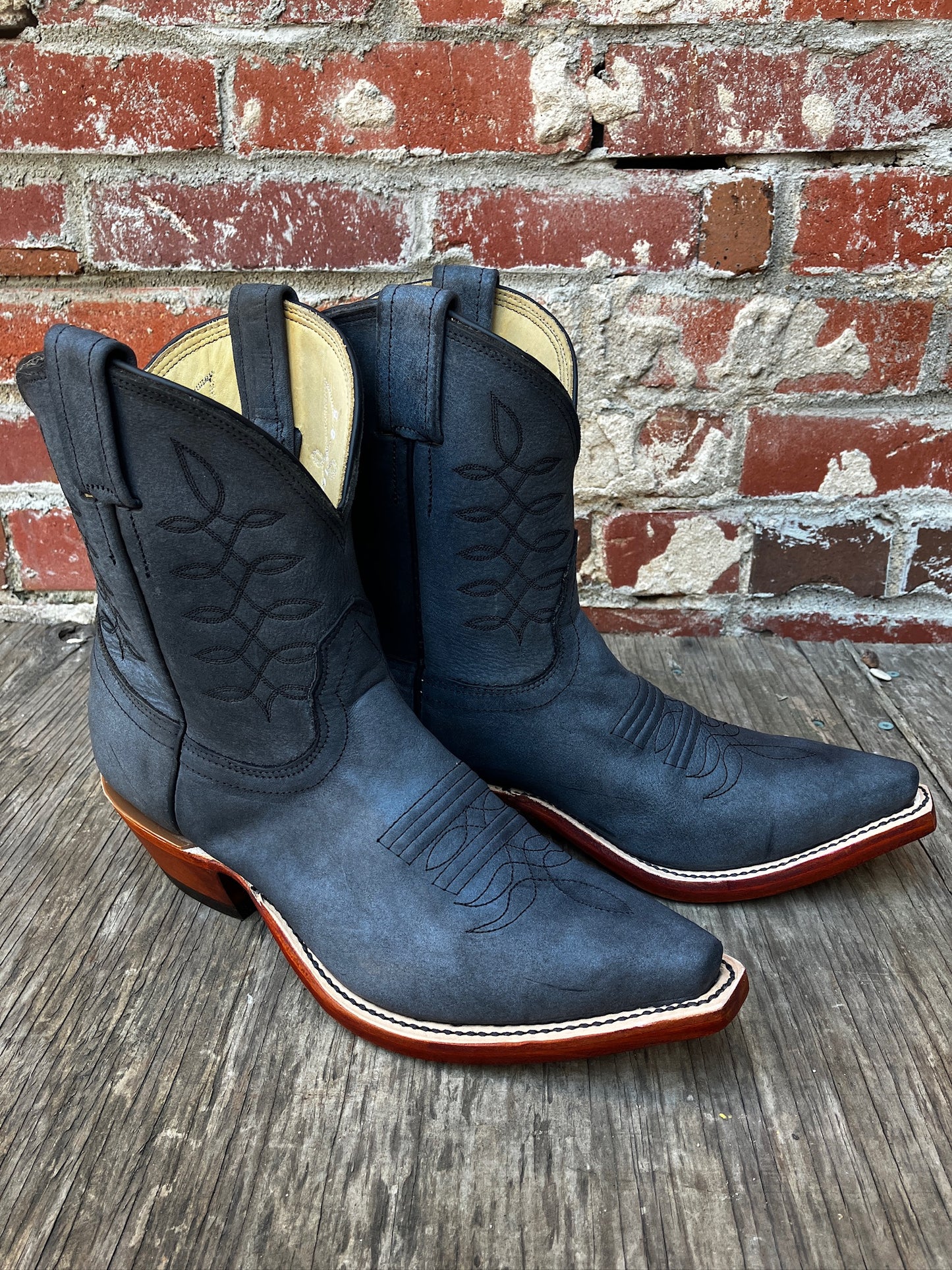 Fenoglio Women's Victoria Bootie