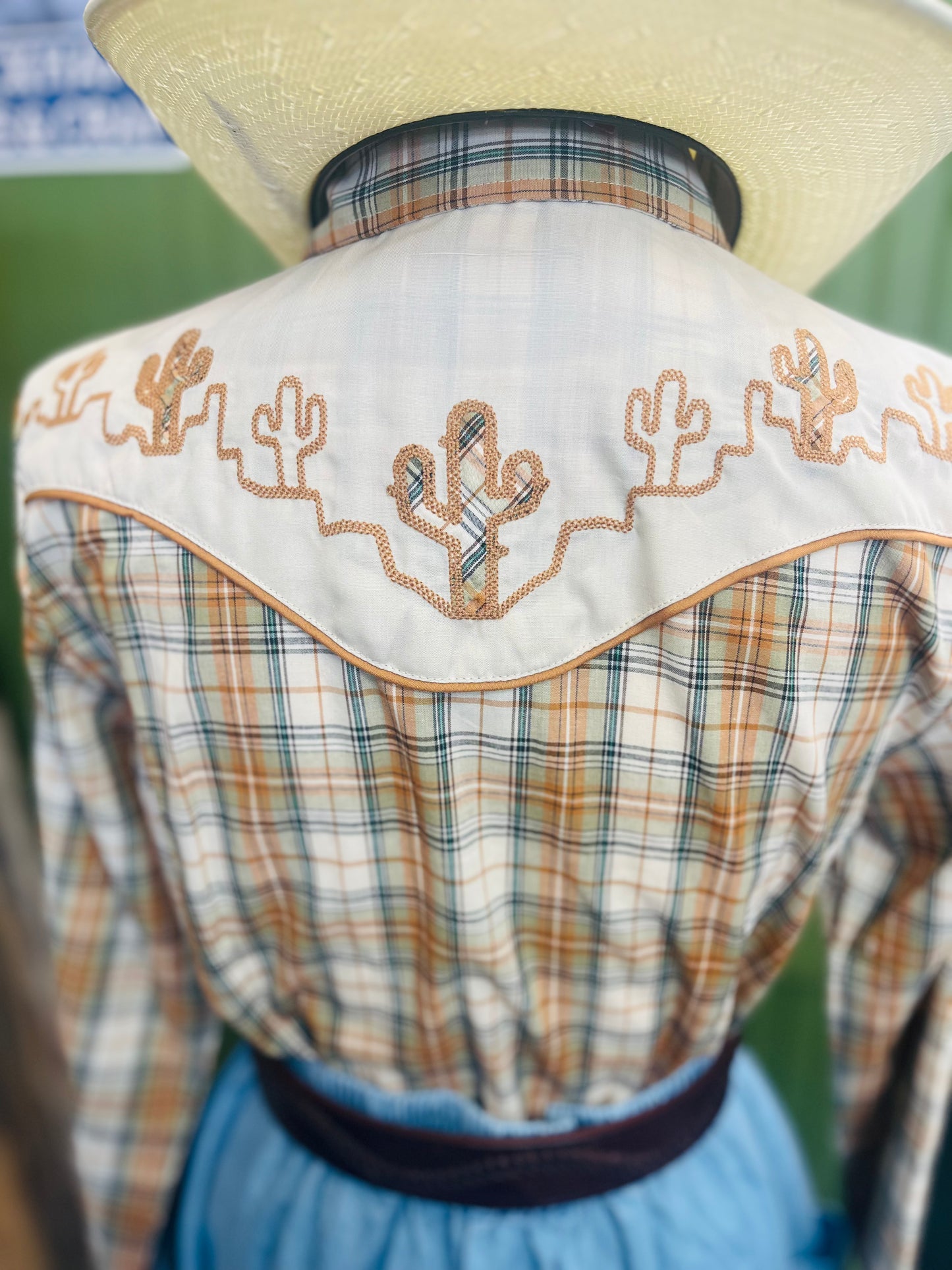 Women’s Plaid Cactus Western Shirt
